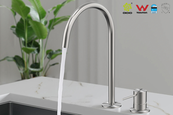 صنابير المطبخ