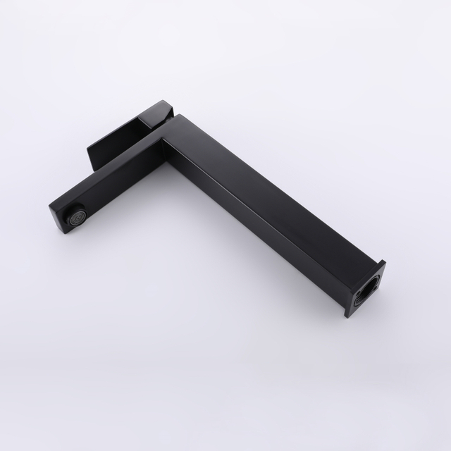 CUPC معتمد عالي الجودة مربع 304 من الفولاذ المقاوم للصدأ حوض حمام أسود صنبور طويل القامة