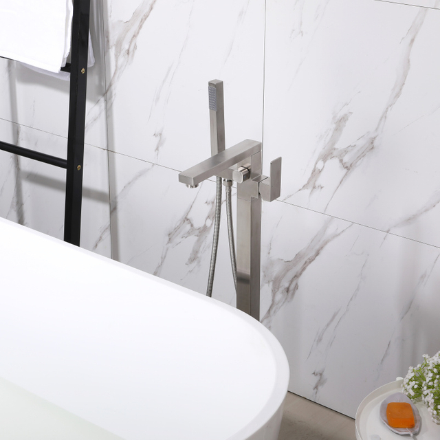 CUPC مربع عالي الجودة من الفولاذ المقاوم للصدأ المصقول متعدد الوظائف لأرضية الحمام دش قائم بذاته صنابير حوض الاستحمام 