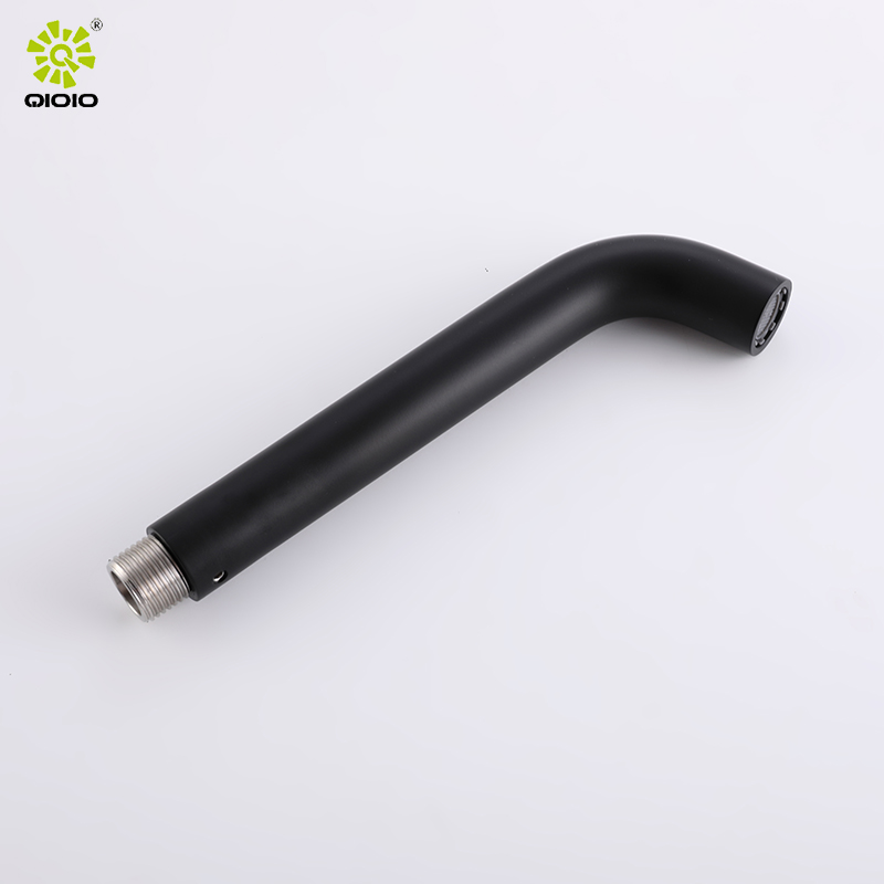 الحنفيات القياسية الأمريكية