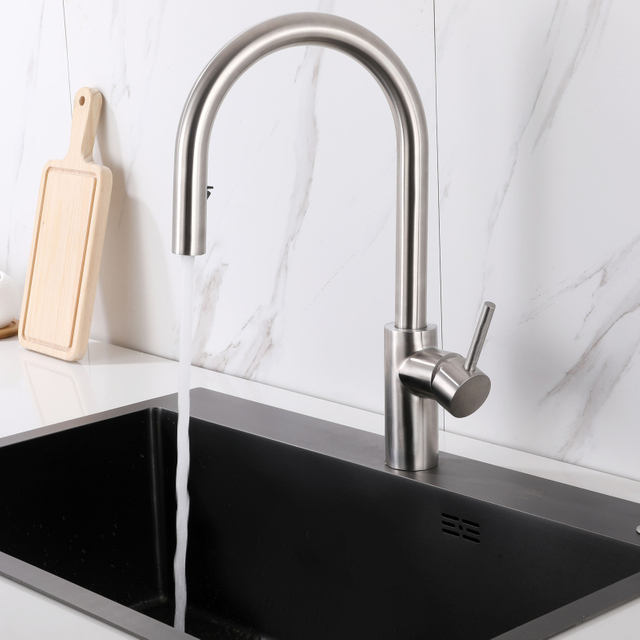 صنبور مطبخ من النيكل المصقول من الفولاذ المقاوم للصدأ 304 مع بخاخ منسدل