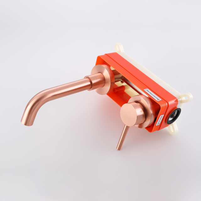 فاخر 304 الفولاذ المقاوم للصدأ النحاس ارتفع الذهب جدار جبل بالوعة الحمام الحنفية