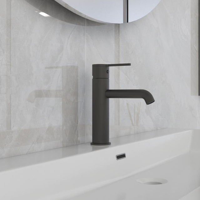 المعاصرة 304 الفولاذ المقاوم للصدأ نحى النيكل بالوعة الحمام الحنفية